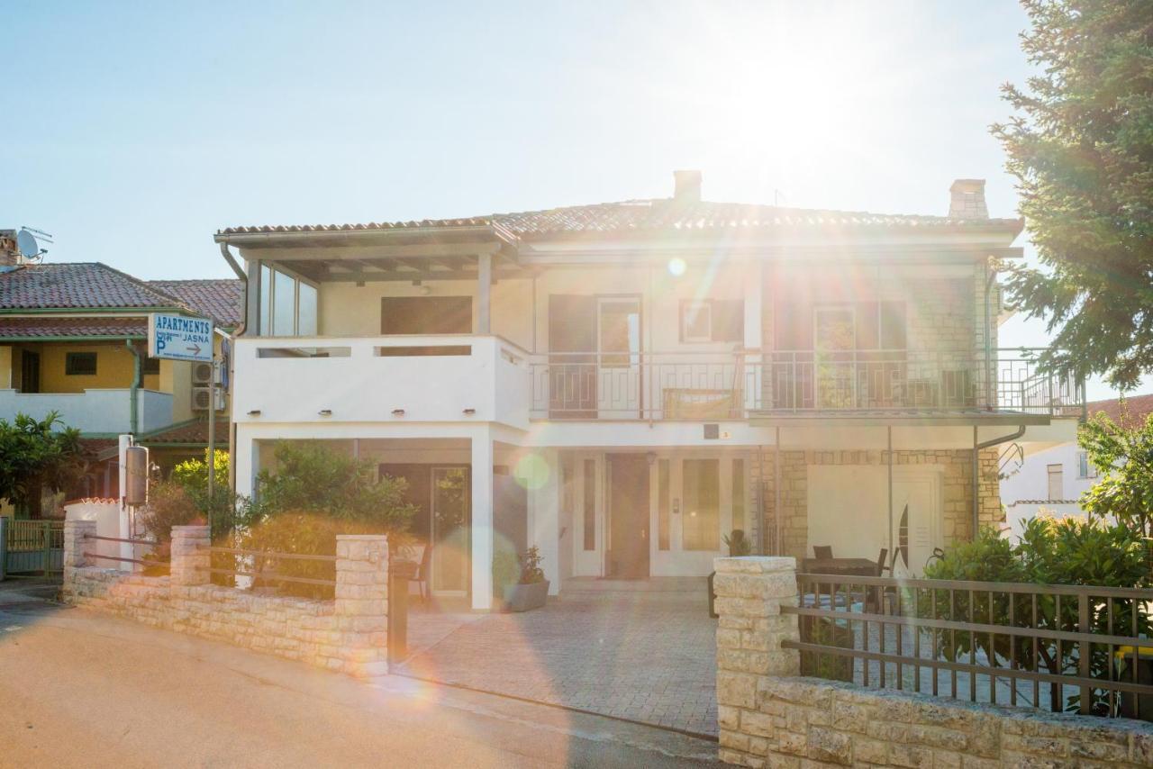 Apartments Jasna 1 Novigrad  Екстер'єр фото