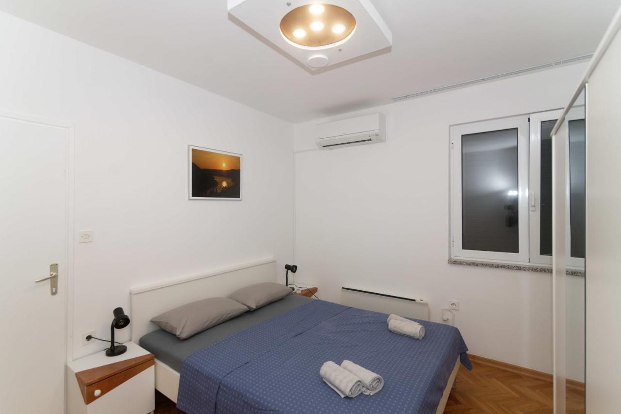 Apartments Jasna 1 Novigrad  Екстер'єр фото